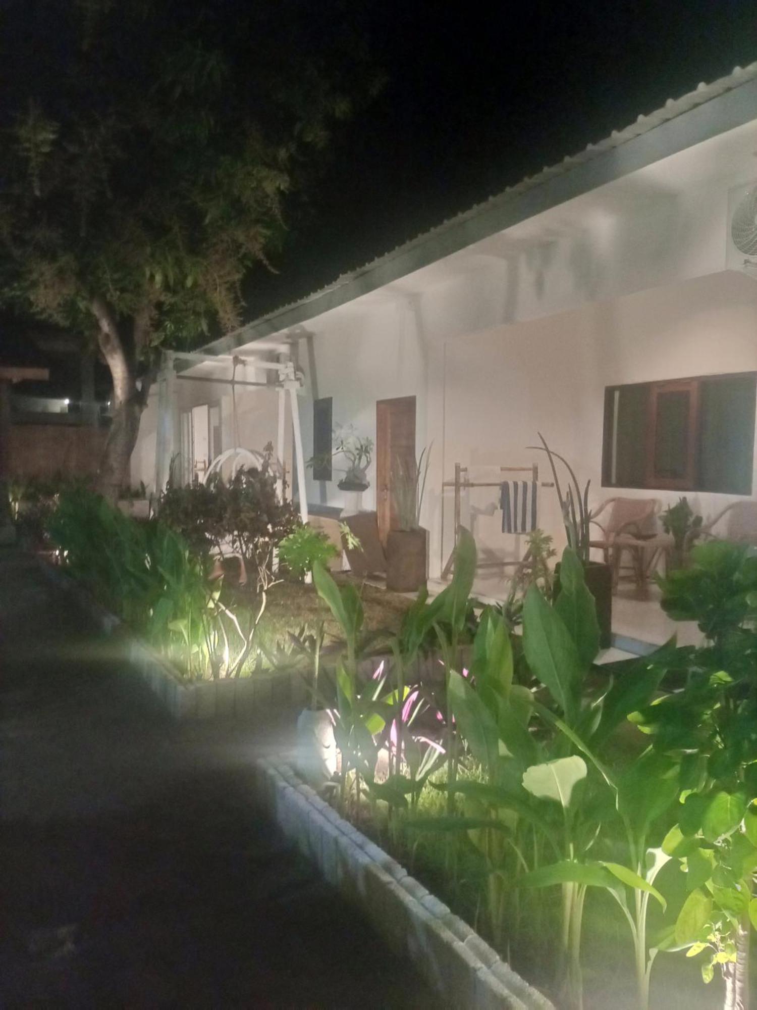 Efrata Villa Gili Air Rum bild
