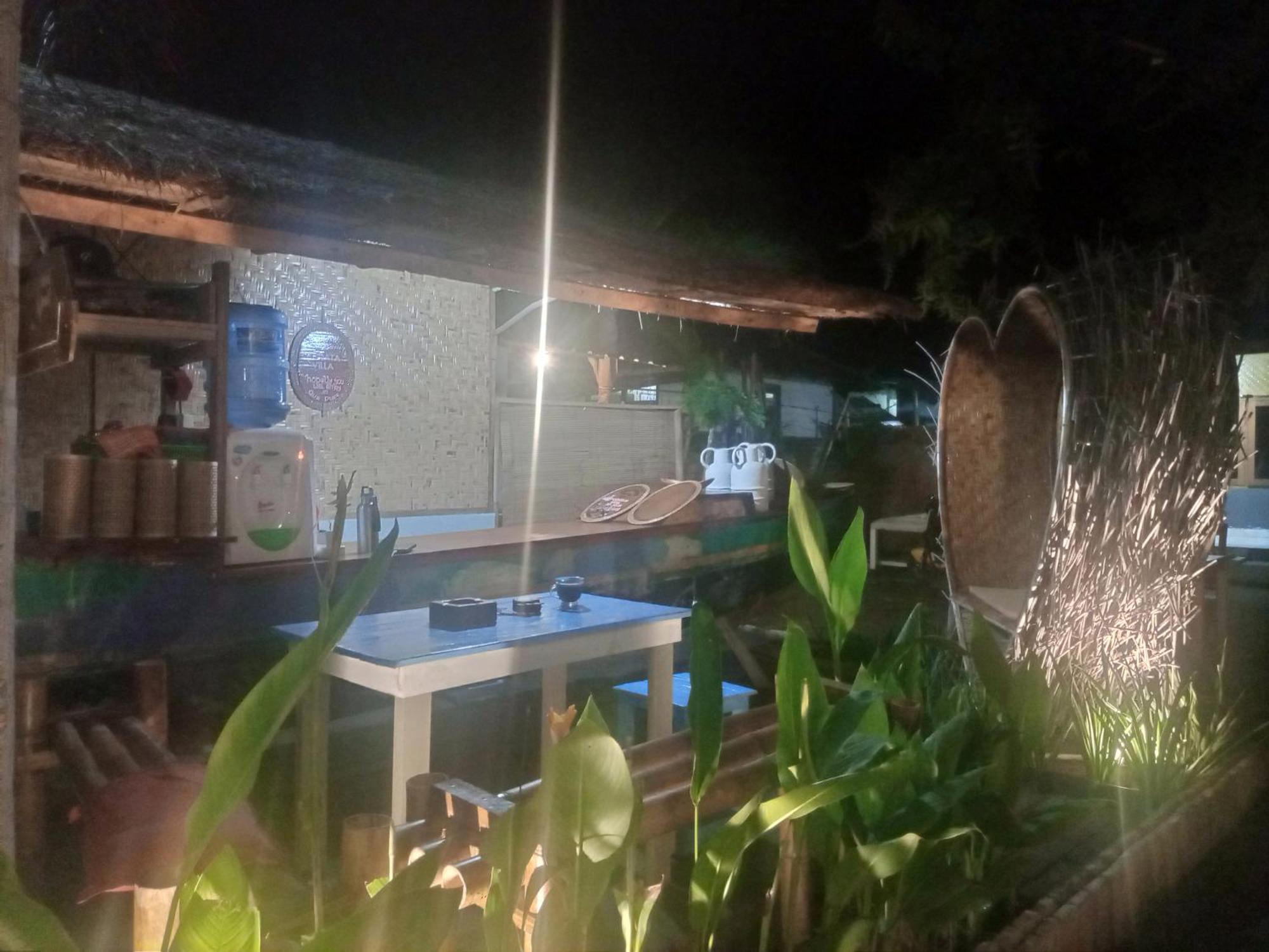 Efrata Villa Gili Air Rum bild